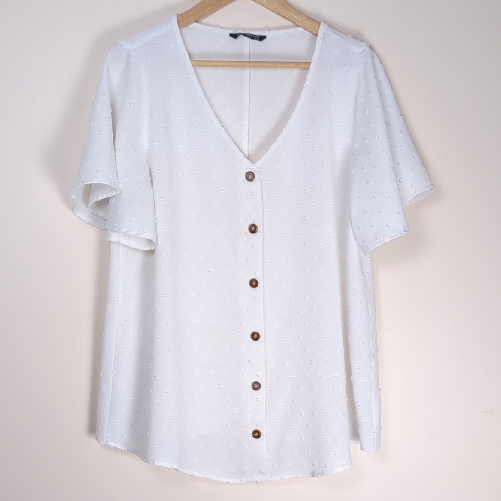 BloomChic Women's White Swiss Dot Flutter Sleeve Decorative Button Top Size 12